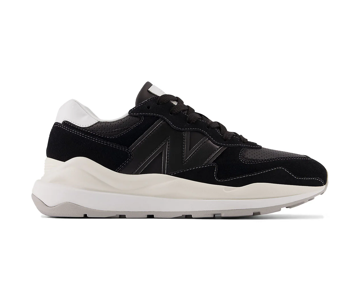 New Balance 5740 'Sea Salt Black'